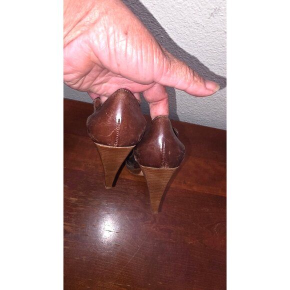 Michael Kors Women's Brown Strappy Leather Peep-Toe Heels Buckle Closure Size 7 - Picture 5 of 9